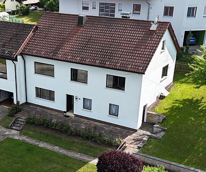 Großzügiges Einfamilienhaus mit sonnigem Garten in Mosenberg