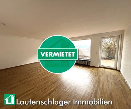 Ruhige Wohnlage! 
Geräumige 3-Zimmer-Wohnung 
mit Garage in Dietfurt